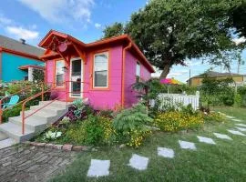 LoveLock Garden Cottage King Bed