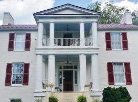 Mountain Home Bed & Breakfast，位于弗兰特罗亚尔的酒店