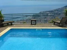 3 bedrooms house with private pool terrace and wifi at Funchal 3 km away from the beach