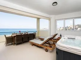 Secret View Apartment, with private jacuzzi