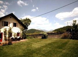 Serenity & Adventure in Dreamy Locale near Bled，位于波希基斯卡贝拉的酒店