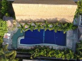 Palm Green Hotel，位于龙目岛库塔的宠物友好酒店