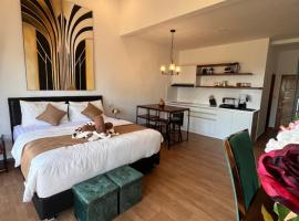 Luxury Apartment at Lipah Beach，位于Ambat的公寓