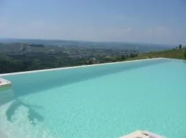 贝萨利诺农庄旅馆