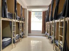 Nhật's Sapa Central Hostel，位于萨帕的胶囊旅馆