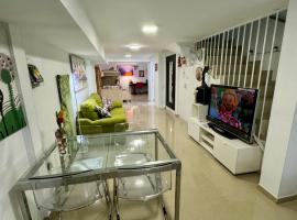 BADAROSA 2 House10min to BARCELONCity&NearTo BEACH，位于巴达洛纳的度假屋