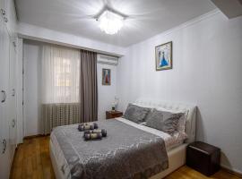 Cozy Apartment on Kostava，位于第比利斯Tbilisi Circus附近的酒店