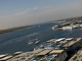 Relaxation, fresh air, and a direct view of the Nile，位于Naj‘ al ‘Amrāb的公寓