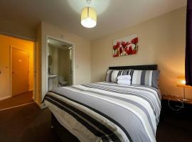 Crownford Guesthouse - Close to Hanley centre and University，位于特伦特河畔斯托克的酒店