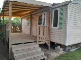 Bungalow de 2 chambres avec piscine partagee et terrasse a Canet en Roussillon