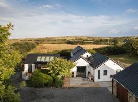 Lower Mill - 3 Bedroom - 5* Retreat - Llangennith，位于兰根尼斯的酒店