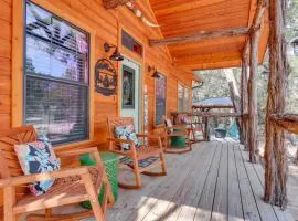 Lakewood Secret Cabin about 4 Mi to The Lake!