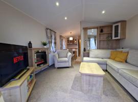 Beautiful Caravan near Edinburgh nr 9，位于塞顿港的低价酒店