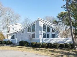 Sunny Contemporary Coastal Retreat