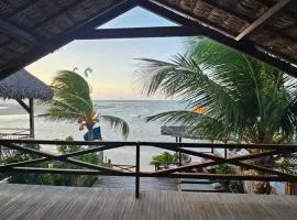 TATAJUBA KITE HOUSE
