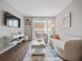 Heart Of Santa Monica , Orange Pearl Condo