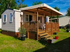 Bungalow charmant à Condrieu avec piscine partagée conviviale