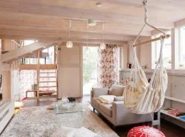 Platina Luxe House