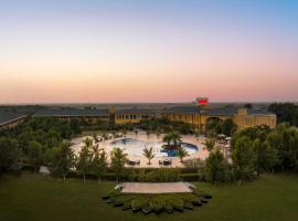 Hawthorn Suites by Wyndham Dwarka，位于德瓦尔卡的酒店