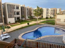 Appartement de LUXE Marina SAIDIA avec vue sur PISCINE Résidence TAMARIS，位于萨伊迪耶的海滩短租房