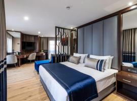 Aprilis Deluxe Hotel，位于伊斯坦布尔的酒店