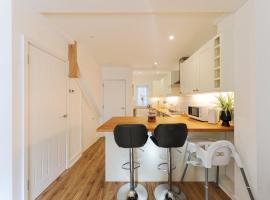 Hythe Townhouse Retreat，位于Kent的酒店