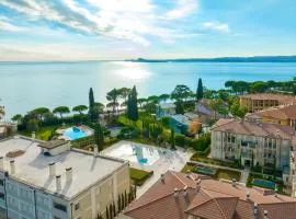 Lovely Fasanella 54: pool & lake