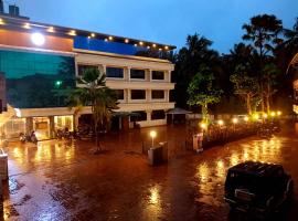 Liwa Tower Hotel & Business Center，位于Kunnamkulam的酒店