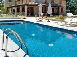 Villa Montegenco B&B，位于科玛南扎的浪漫度假酒店