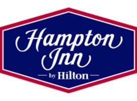 Hampton Inn & Suites Omaha Un Medical Center Area，位于奥马哈的酒店