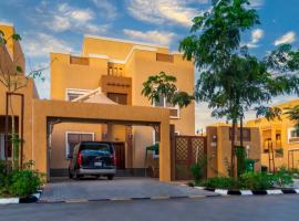 Villa in Al Madinah in compound فيلا في المدينة，位于麦地那的别墅
