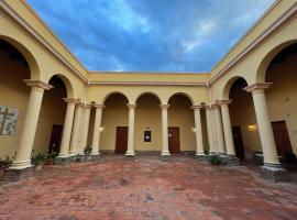 Colegio de María，位于卡法亚特的酒店