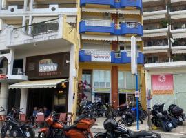 Maria's roomstudios apartments Flats to let seaside heart city Chantzara Spyropoulos，位于伊古迈尼察的酒店