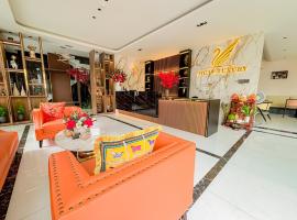 KHÁCH SẠN THƯ LÊ LUXURY，位于Cao Lãnh的酒店