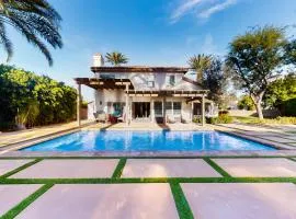 Luxury Golfer's Sanctuary