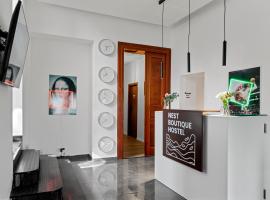 Nest Boutique Hostel，位于布加勒斯特的酒店