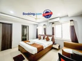 Goroomgo Hotel Shivangi Puri Near Sea Beach