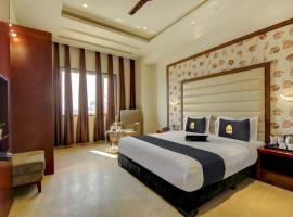 C Pearls Banquet &Hotels，位于新德里的舒适型酒店