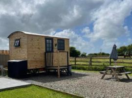 On the Moor Shepherds Huts，位于博德明的酒店