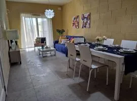 Apartment close to the sea