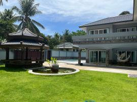 Rick Tew Ninja House Samui，位于苏梅岛的酒店