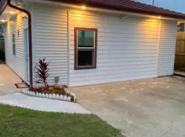 Southern’s Beauty 1 Very close to Airport