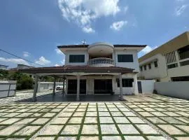 Happy Homestay