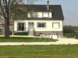 Normandy Holiday Home，位于Barenton的酒店