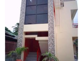 Seamed Guest House，位于Pooc的酒店