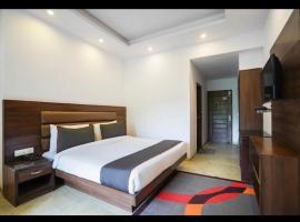 hotel at Pichola Lake udaipur，位于乌代浦的酒店