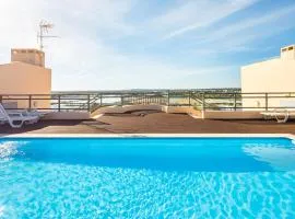 Green House - Pool on Rooftop