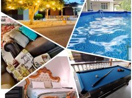 Basrie Villa Pagoh - Mini Cinema , Private Pool , Wi-Fi , NetFlix，位于麻坡的家庭/亲子酒店