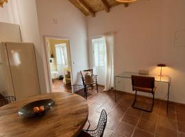 Casa do Ti'Xico，位于阿尔茹什特雷尔的酒店