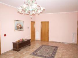 斯里酒店，位于Colmurano的酒店